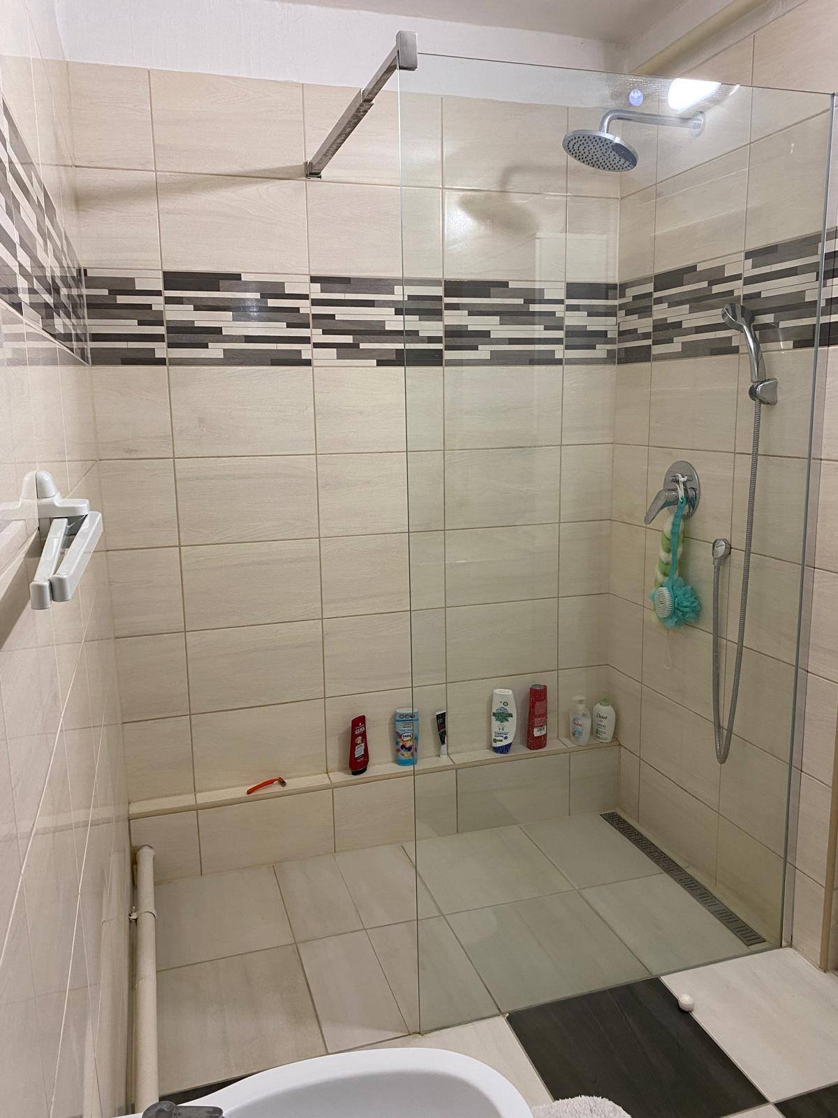 Halfvrijstaande woning in een rustig deel van de stad, met uitzicht op het kasteel – Veszprém, foto 13 van 19