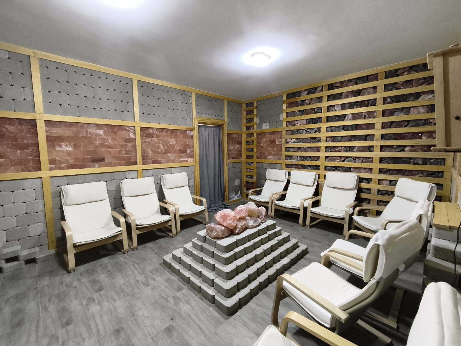 Apartment building in the thermal spa center in excellent condition – Alsópáhok, photo 2 of 15