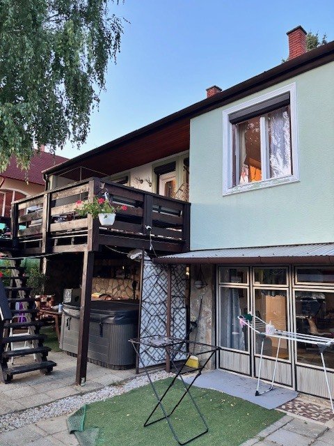 (AAA) Gezinswoning in een rustige straat met panoramisch uitzicht op Héviz – Keszthely - Kertvaros, foto 24 van 27