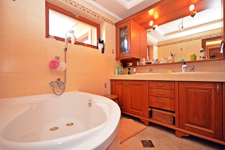 Luxe villa nabij de kust van het Balatonmeer – Cserszegtomaj, foto 35 van 60