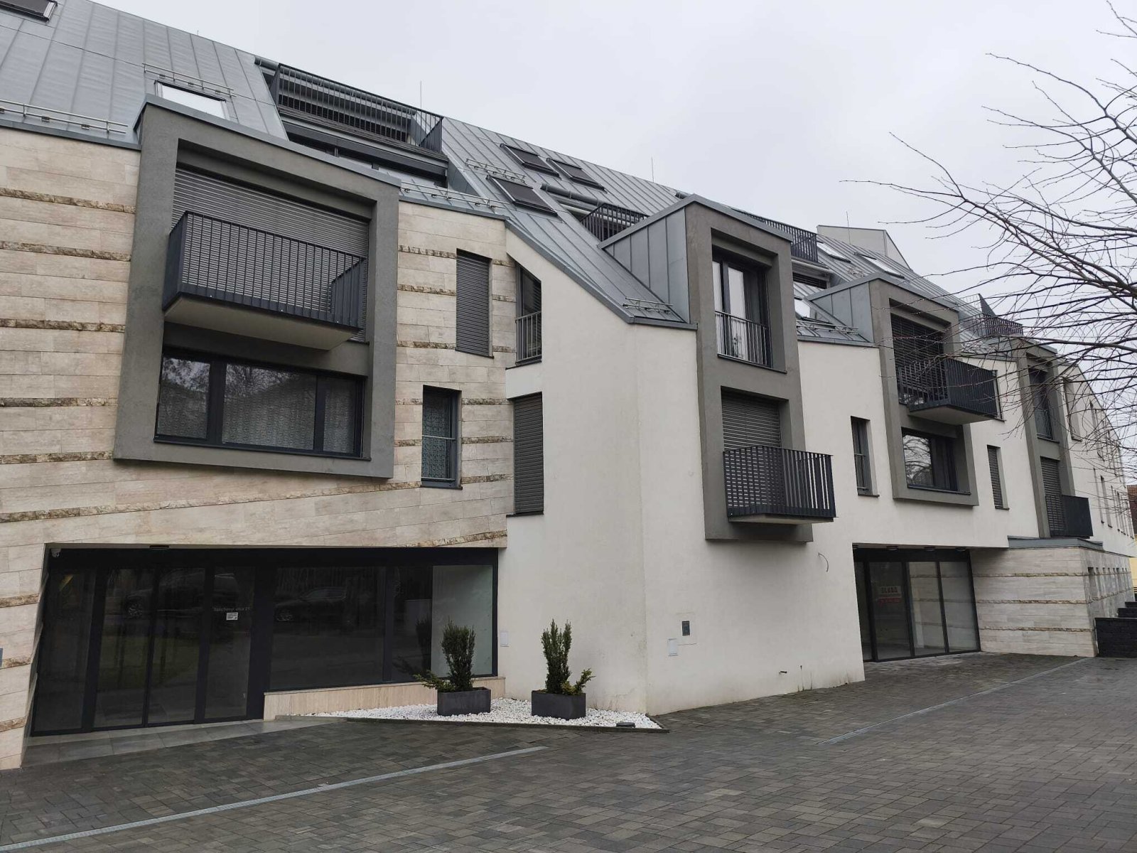 Gemeubileerd appartement in het stadscentrum met ondergrondse parkeerplaats – Hévíz, foto 1 van 18