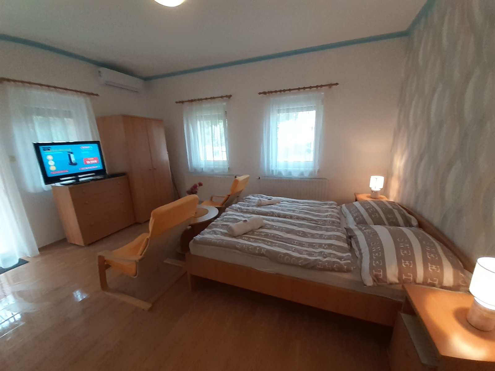 Vrijstaande woning met drie appartementen nabij het Balatonmeer – Kehidakustány, foto 5 van 14