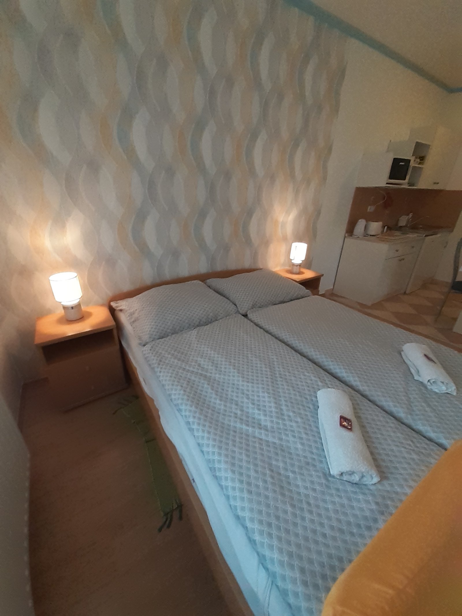 Vrijstaande woning met drie appartementen nabij het Balatonmeer – Kehidakustány, foto 6 van 14