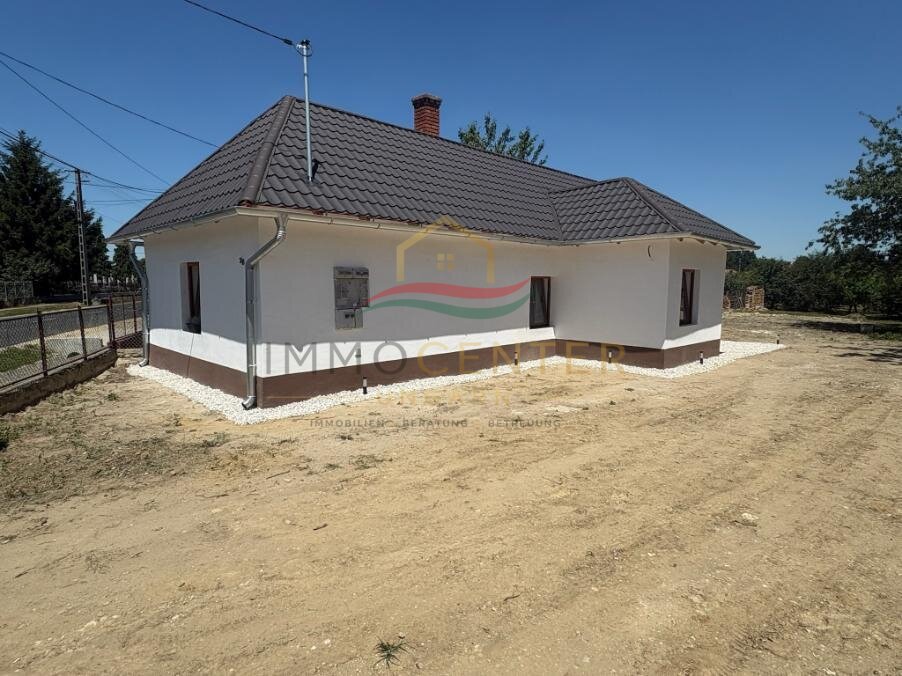 Gerenoveerde vrijstaande woning in een rustige, natuurlijke omgeving. – Dabronc, foto 1 van 21