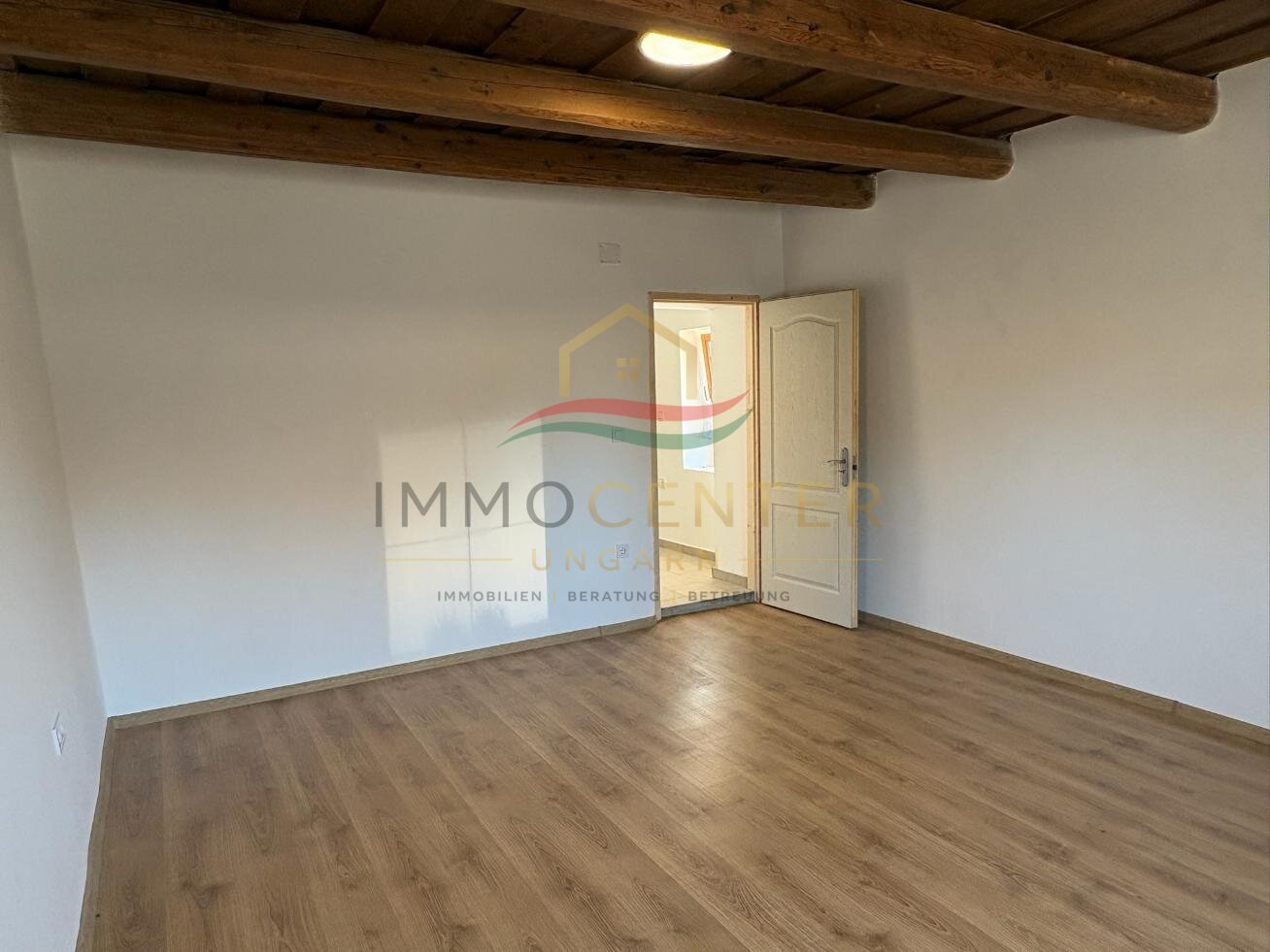 Gerenoveerde vrijstaande woning in een rustige, natuurlijke omgeving. – Dabronc, foto 6 van 21