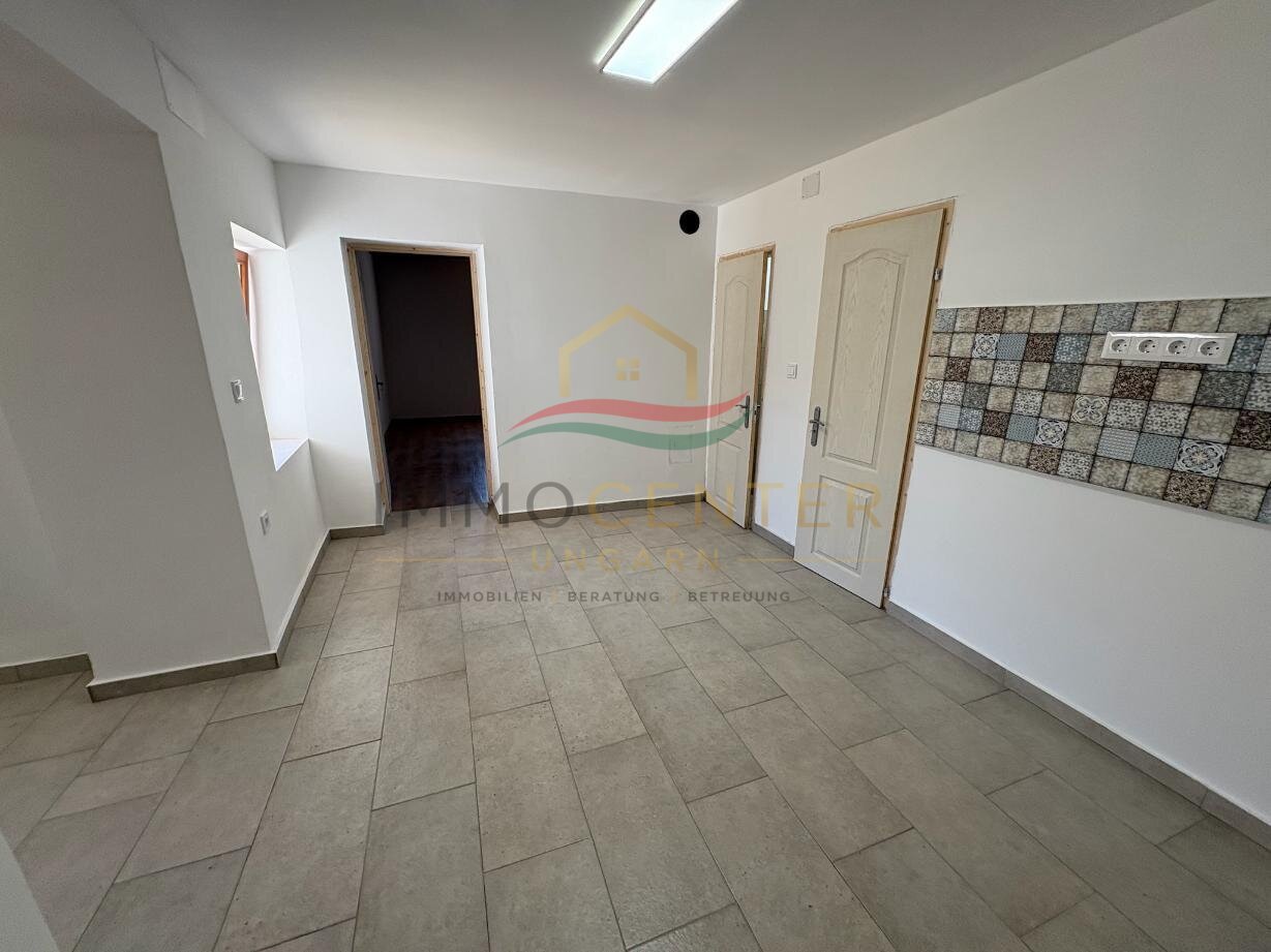 Gerenoveerde vrijstaande woning in een rustige, natuurlijke omgeving. – Dabronc, foto 16 van 21