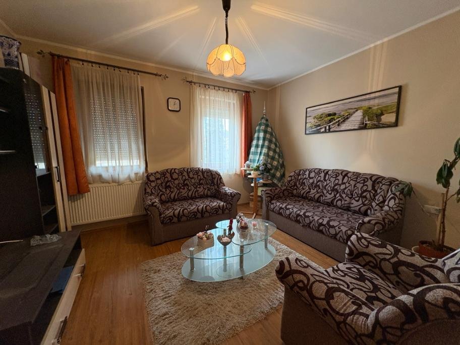 2-room apartment in excellent condition in the city center of Tapolca, photo 3 of 24