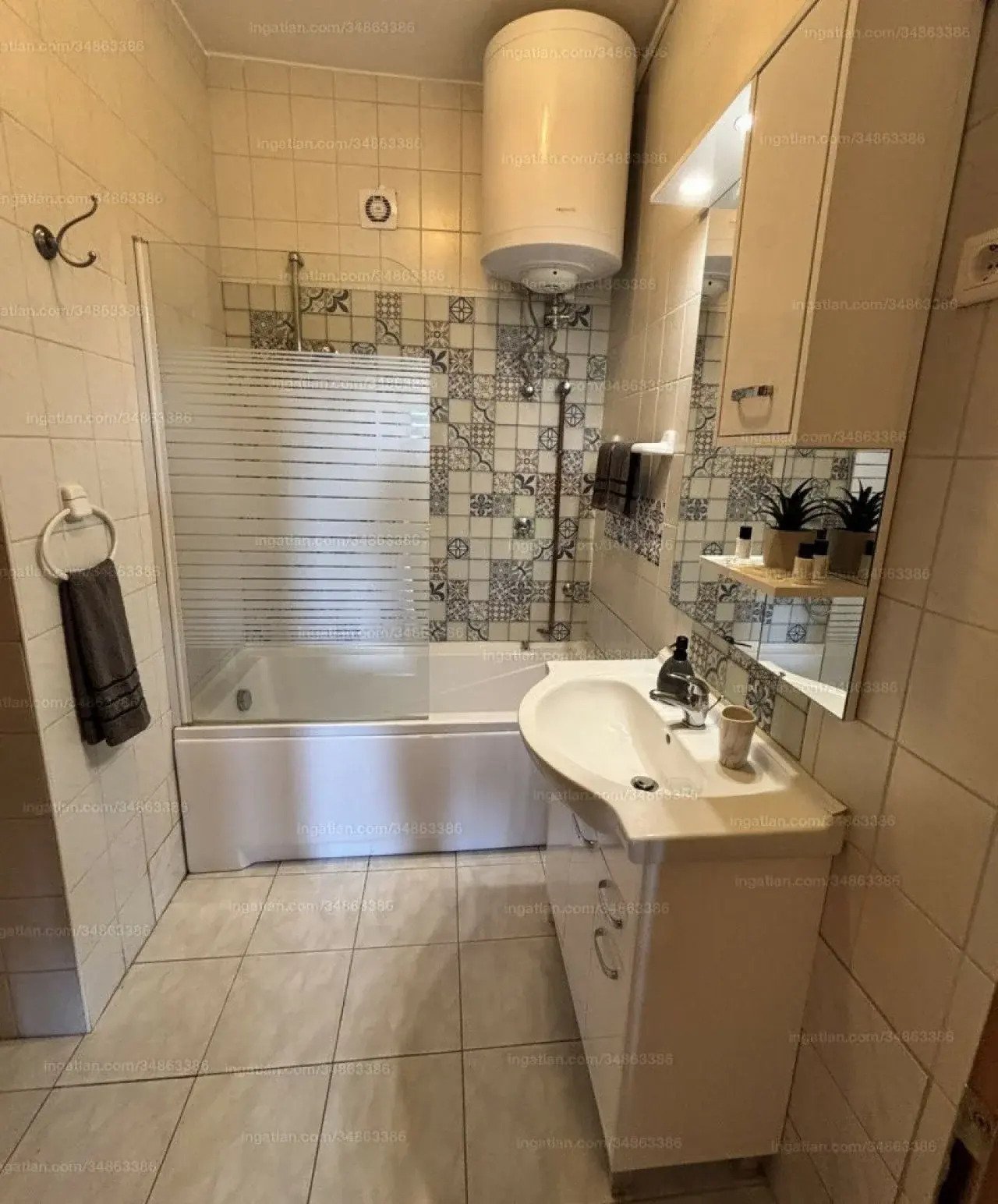 Beautiful, furnished ground floor apartment for rent in Keszhely (AAA-IN3386) – Keszthely, photo 20 of 23