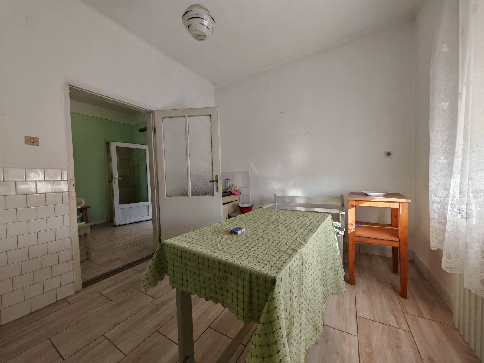 Spacious detached house with several plots – bei Pacsa, photo 11 of 15