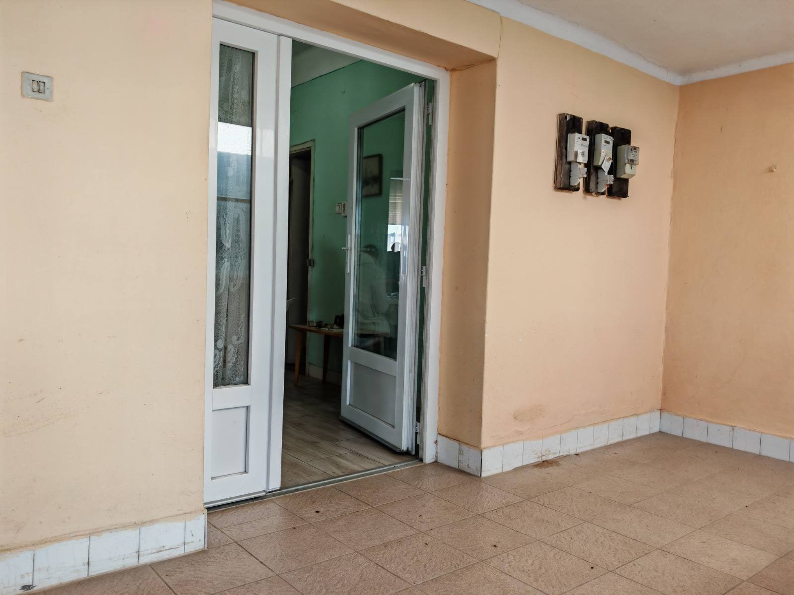 Spacious detached house with several plots – bei Pacsa, photo 13 of 15