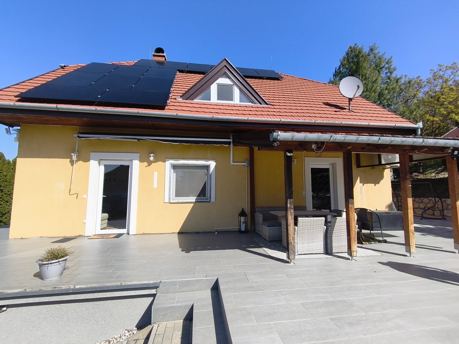 (AAA) Familienhaus mit parkähnlichem Grundstück in außergewöhnlich guter Lage – Cserszegtomaj, Bild 12 von 59