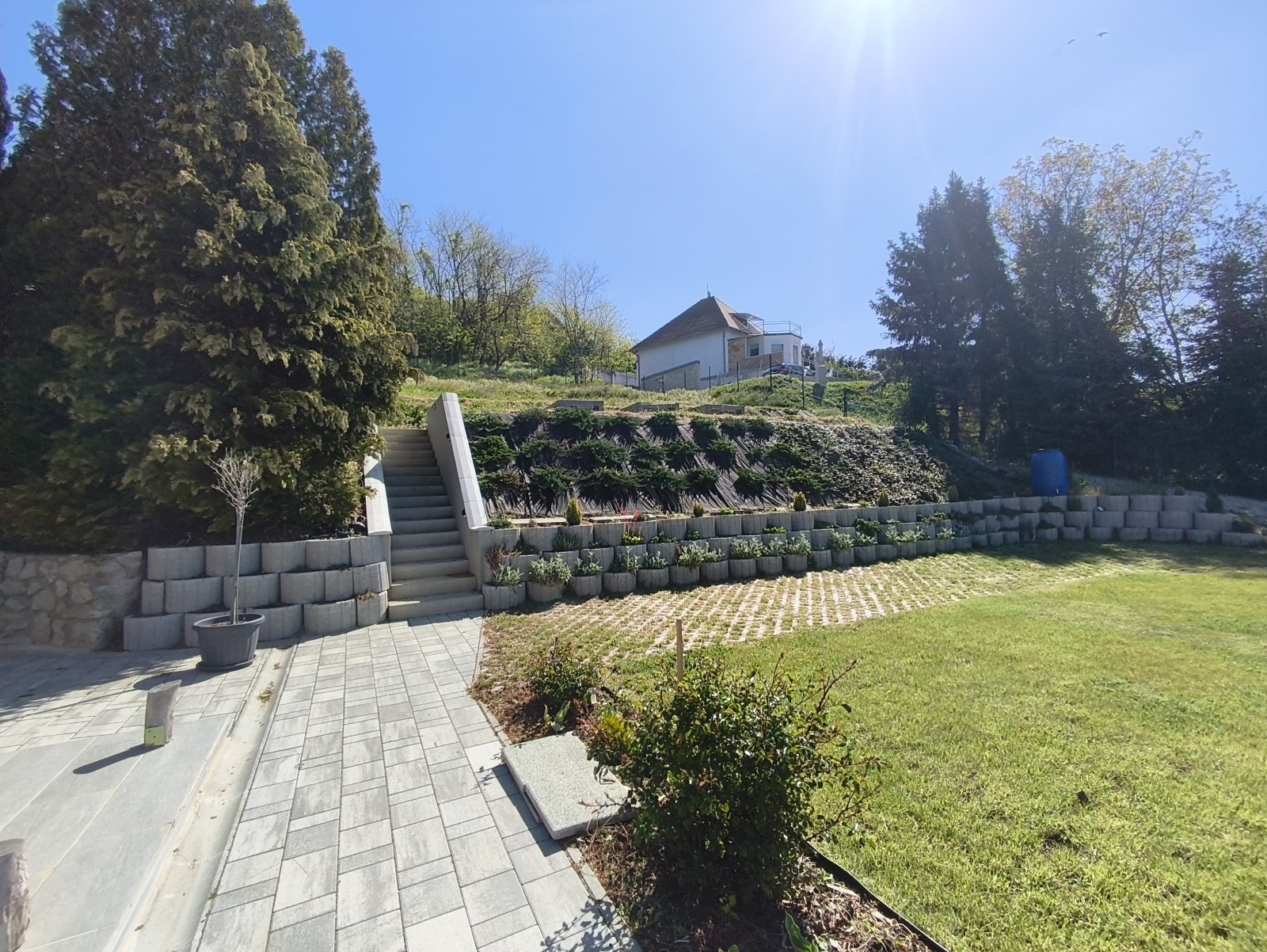 (AAA) Familienhaus mit parkähnlichem Grundstück in außergewöhnlich guter Lage – Cserszegtomaj, Bild 13 von 59