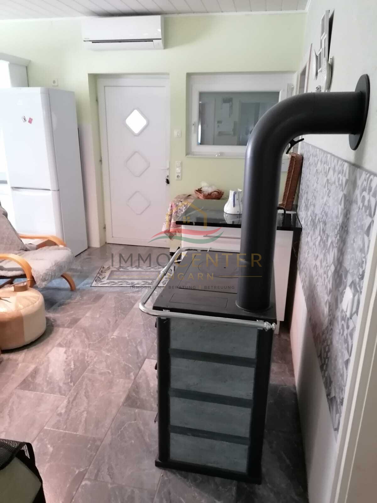 (AAA) Geräumiges Einfamilienhaus+ Einliegerwohnung in einer ruhigen, grünen Wohngegend – Lengyeltóti, Bild 7 von 63