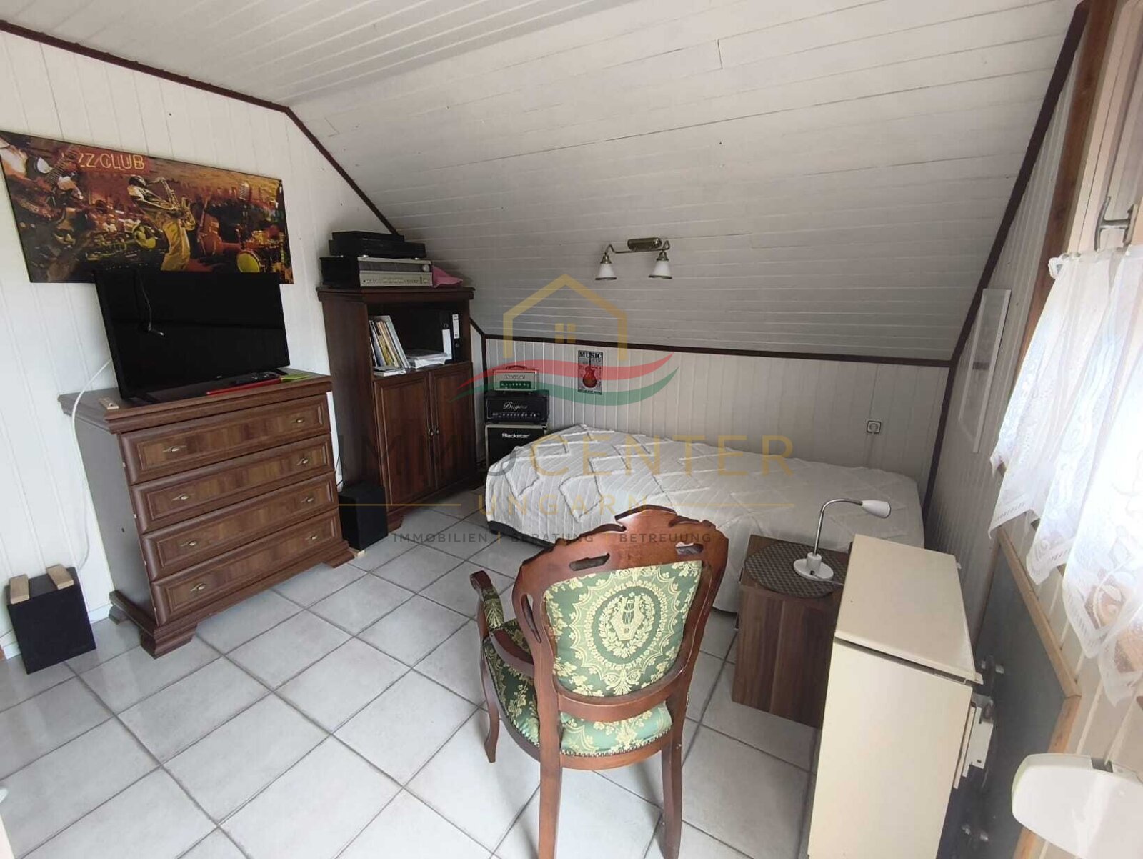 (AAA) Geräumiges Einfamilienhaus+ Einliegerwohnung in einer ruhigen, grünen Wohngegend – Lengyeltóti, Bild 28 von 63