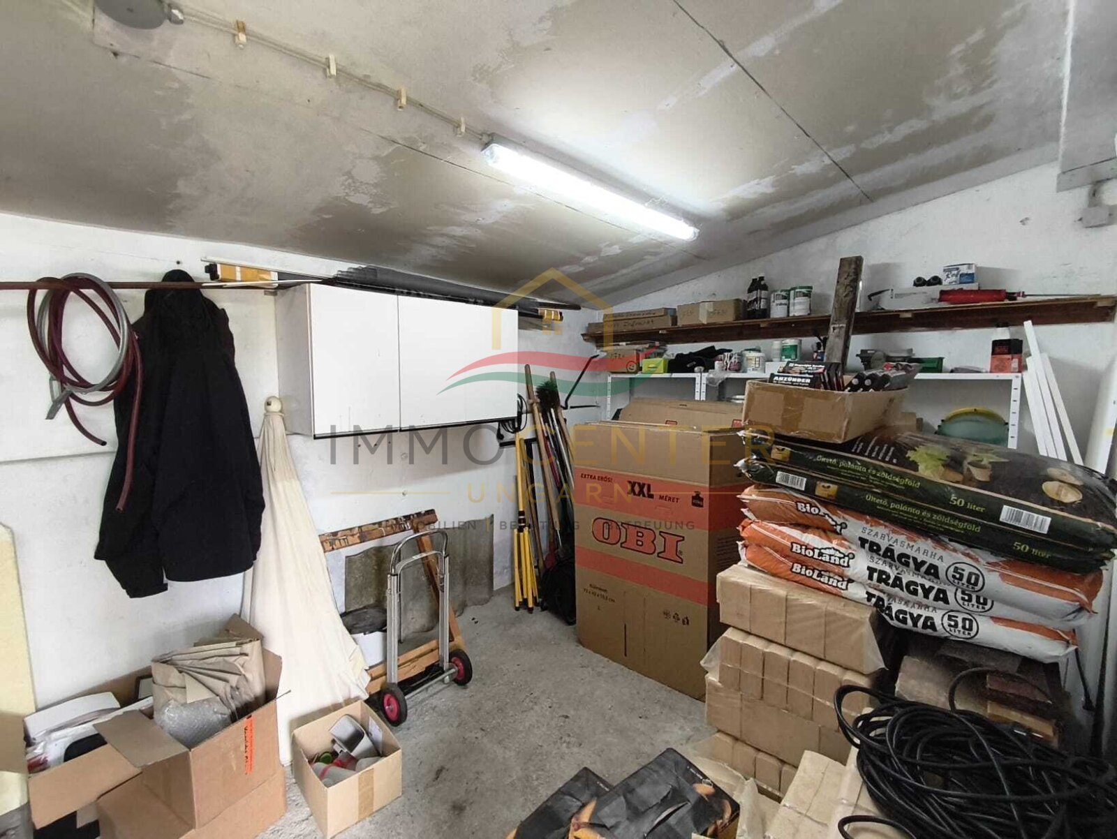 (AAA) Geräumiges Einfamilienhaus+ Einliegerwohnung in einer ruhigen, grünen Wohngegend – Lengyeltóti, Bild 40 von 63