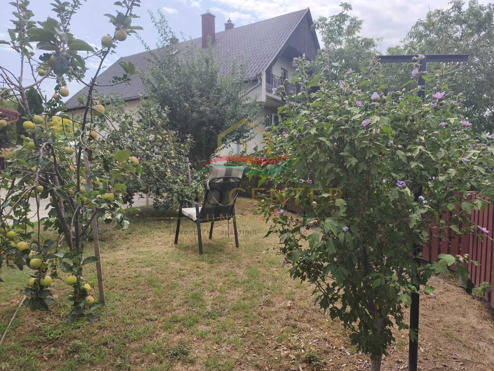 (AAA) Geräumiges Einfamilienhaus+ Einliegerwohnung in einer ruhigen, grünen Wohngegend – Lengyeltóti, Bild 44 von 63