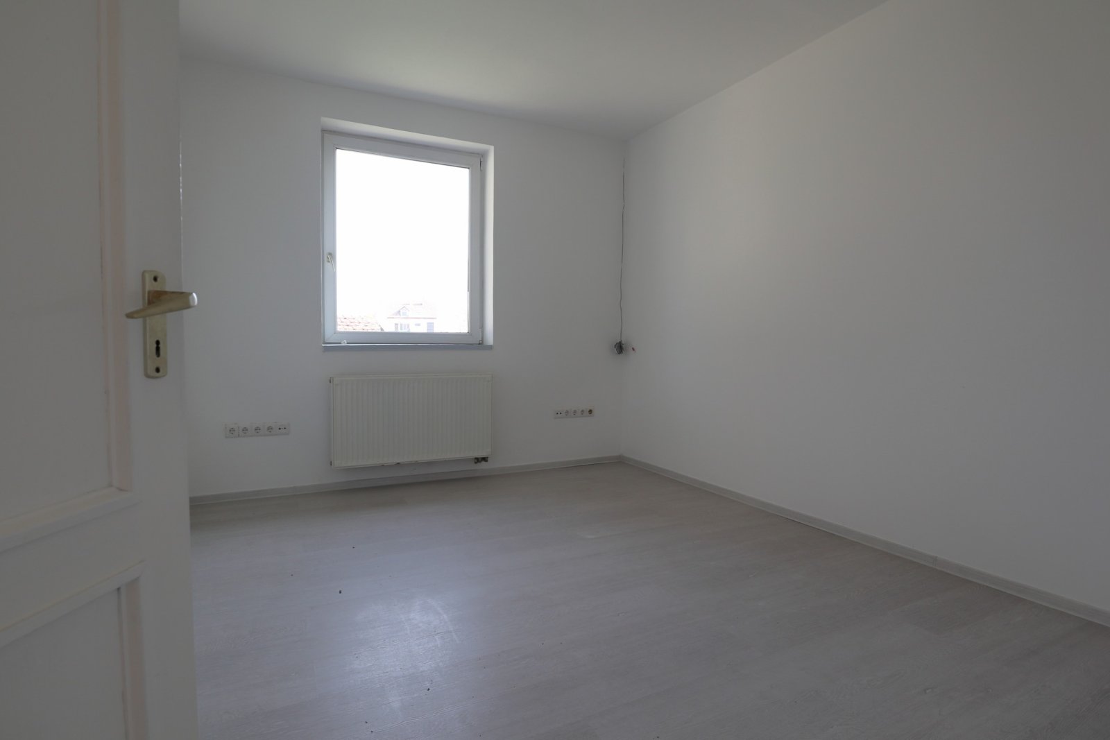 Vrijstaande woning in een rustige, kindvriendelijke buurt. – Sándorfalva, foto 9 van 14