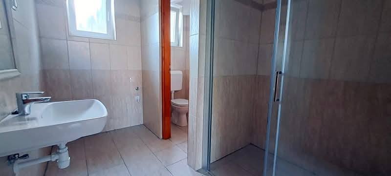Nieuw gebouw, modern design, ideale vakantiehuissfeer – Balatonfenyves, foto 9 van 18