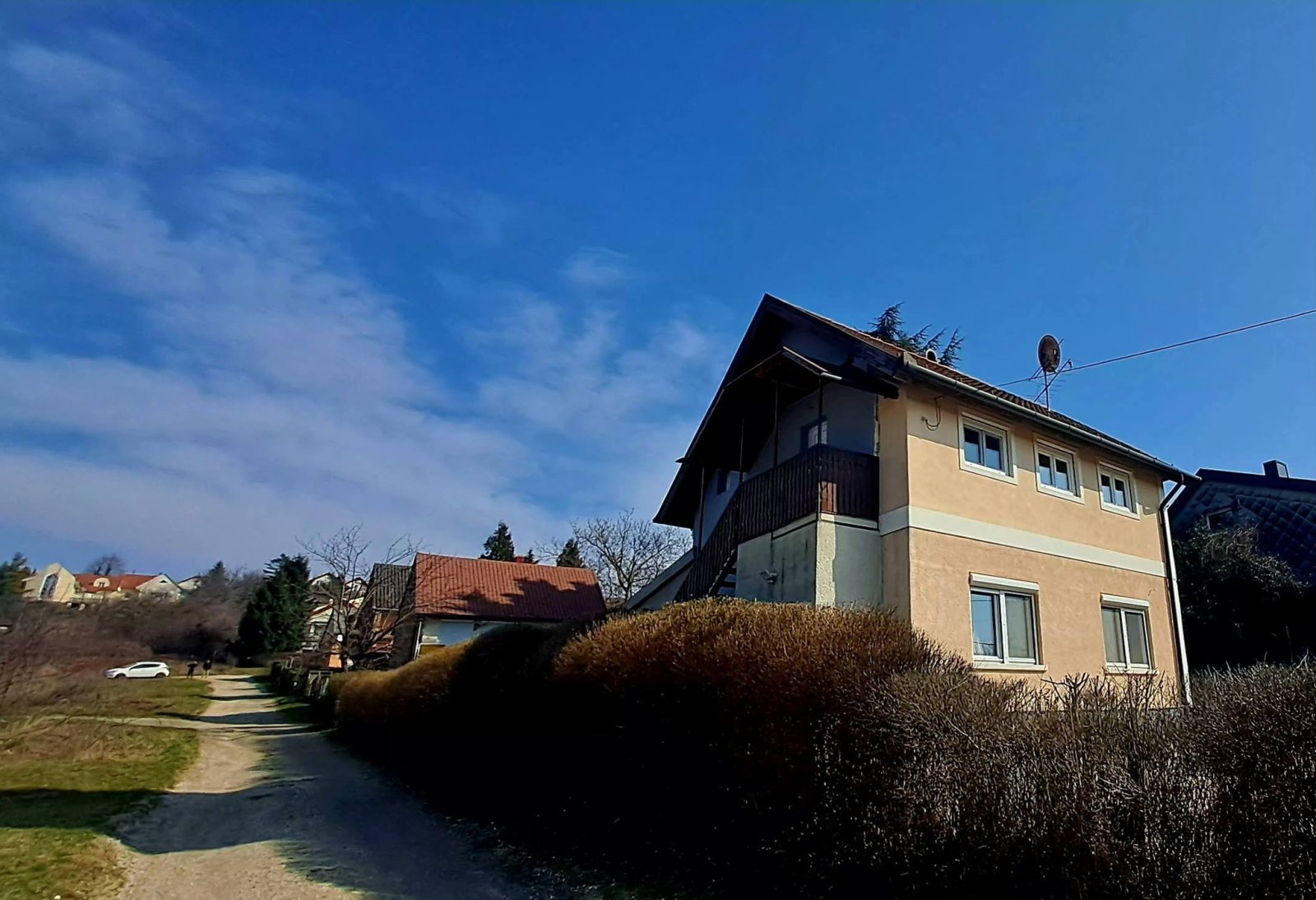 Gerenoveerde vrijstaande woning in een rustige, natuurlijke omgeving. – Keszthely, foto 1 van 13