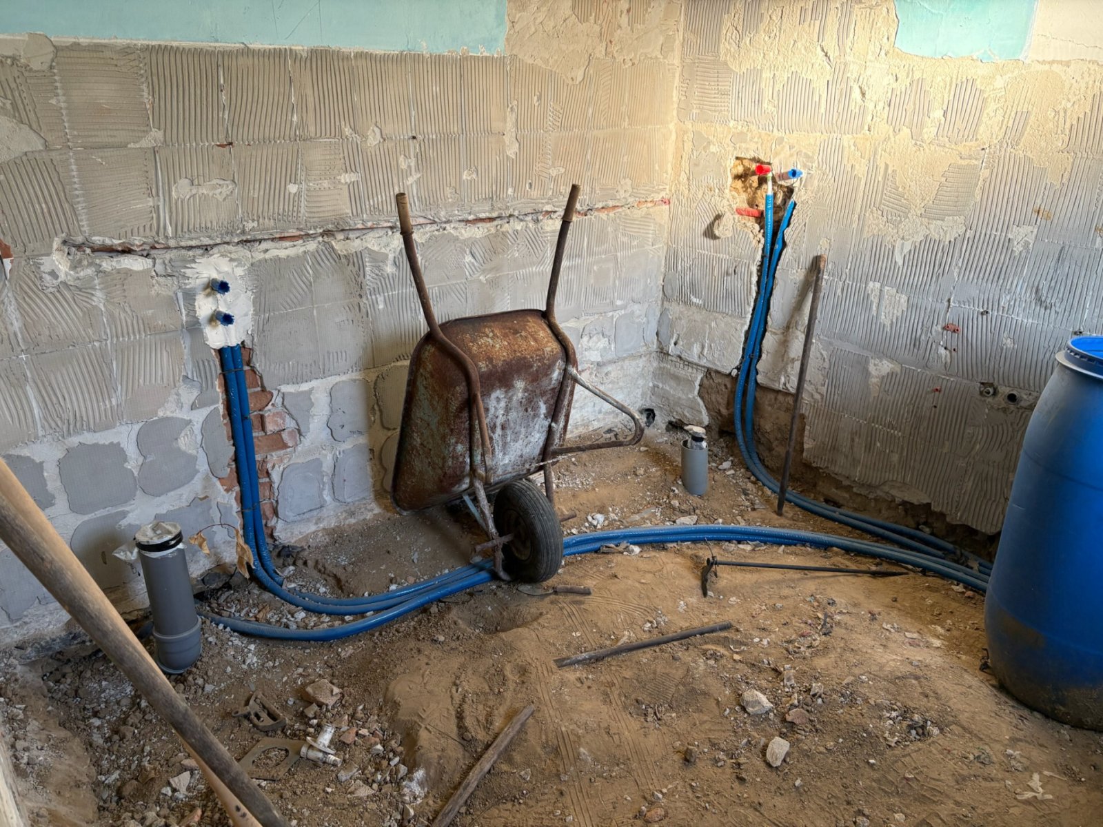 House in need of renovation in a quiet, harmonious setting – Türje, photo 4 of 12