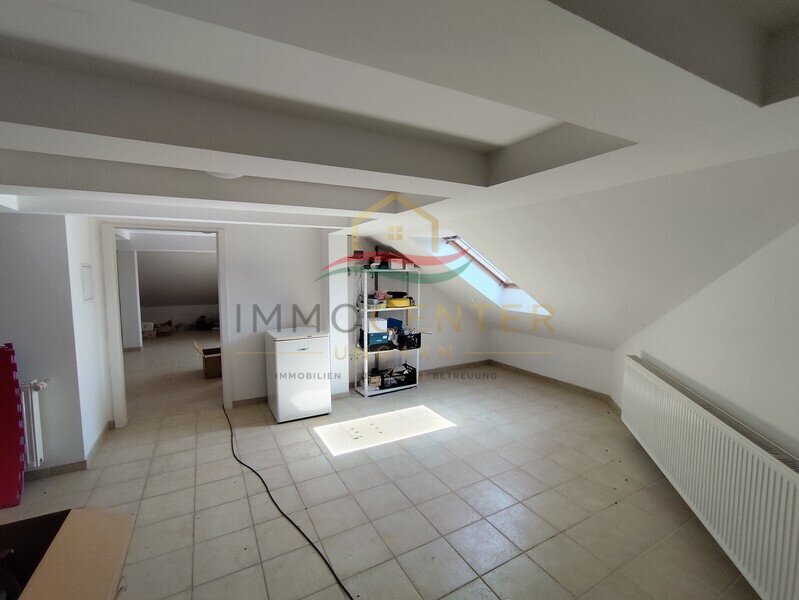 Ruim vrijstaand huis met veel potentie in Győr-Kisbácsa, nabij Révfalu., foto 5 van 21