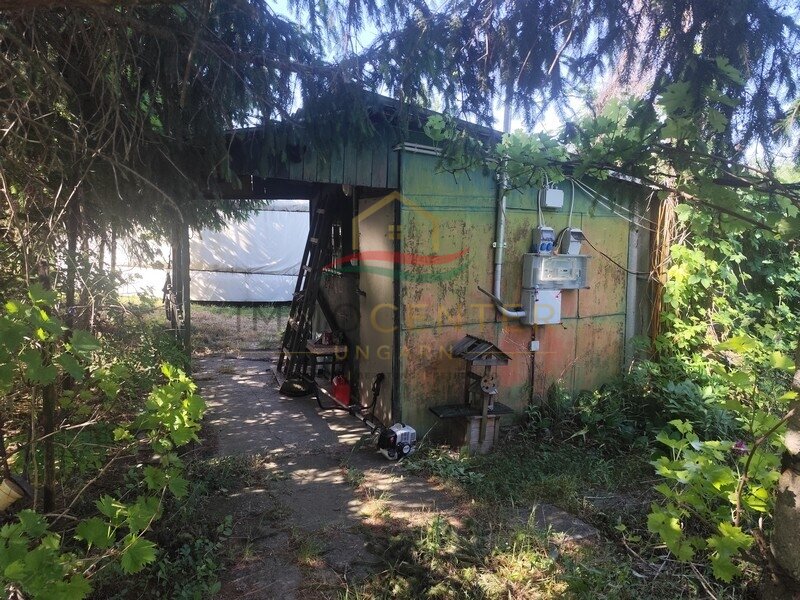 YURTS DICHTBIJ HET OUDE RAAA-vat – Győr, foto 12 van 15