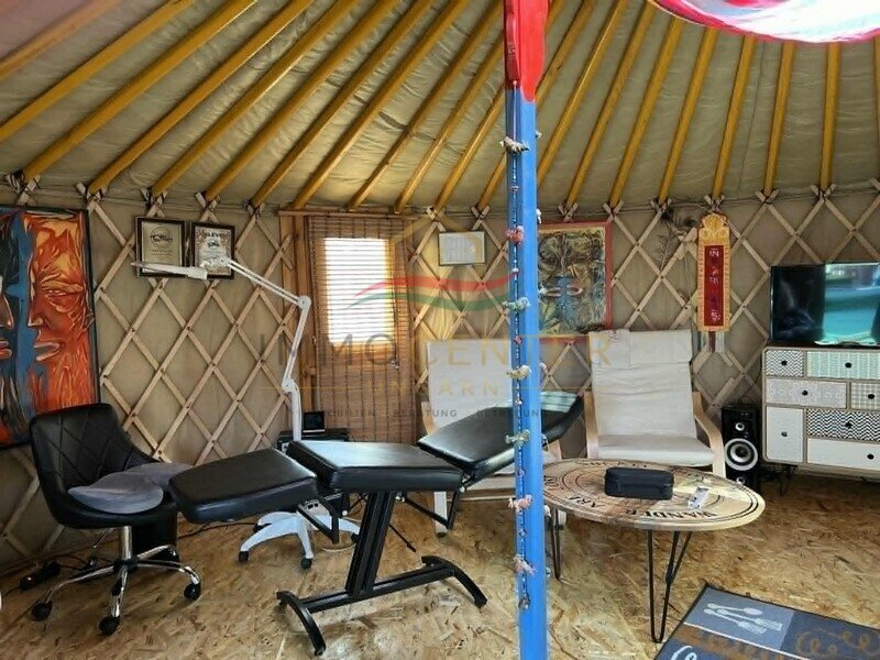 YURTS DICHTBIJ HET OUDE RAAA-vat – Győr, foto 13 van 15