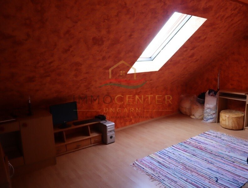 (BBA) Vrijstaande woning met eigen visvijver, zwembad en werkplaats – Jobaháza, foto 3 van 19