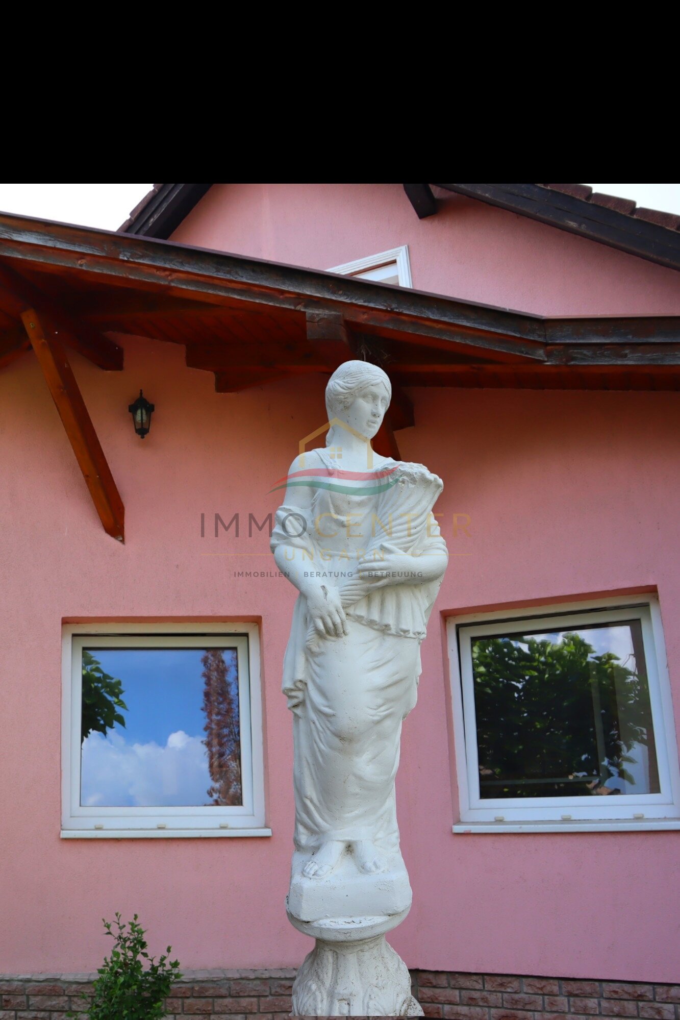 Familiehuis met serre, gastenverblijf, zwembad en sauna - vlakbij Győr, in Gönyű!, foto 15 van 23