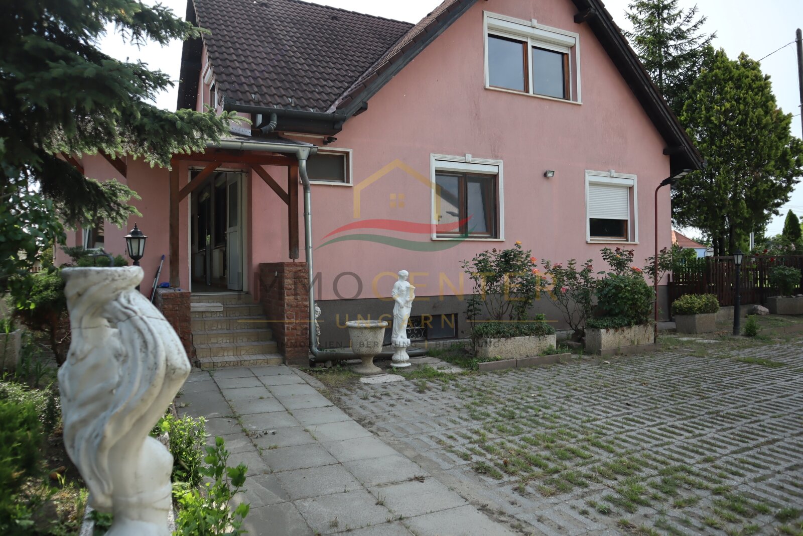 Familiehuis met serre, gastenverblijf, zwembad en sauna - vlakbij Győr, in Gönyű!, foto 21 van 23