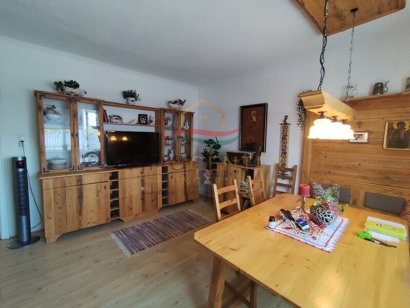 Pak je koffers en verhuis - naar een rustig landhuis met een grote tuin en bos aan het einde van het perceel. – Pásztori, foto 3 van 17