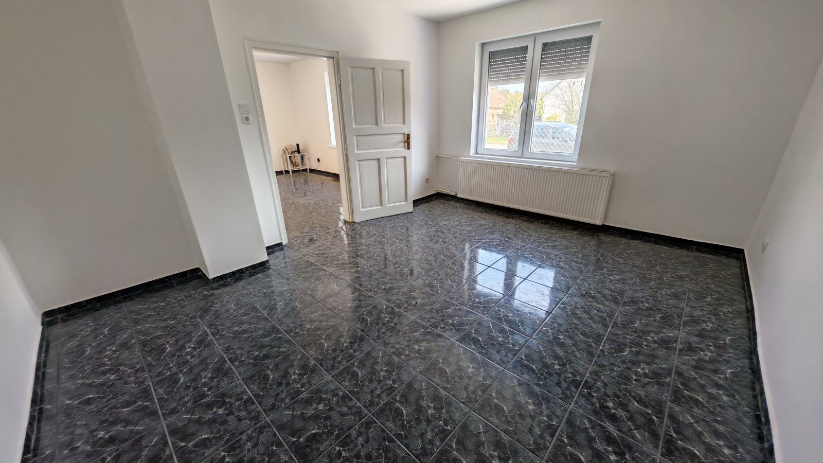 (BAA) Idyllisch landhuis voor comfortabel wonen: Eerste bewoning na renovatie met gastenkamer – Lábod, foto 11 van 20