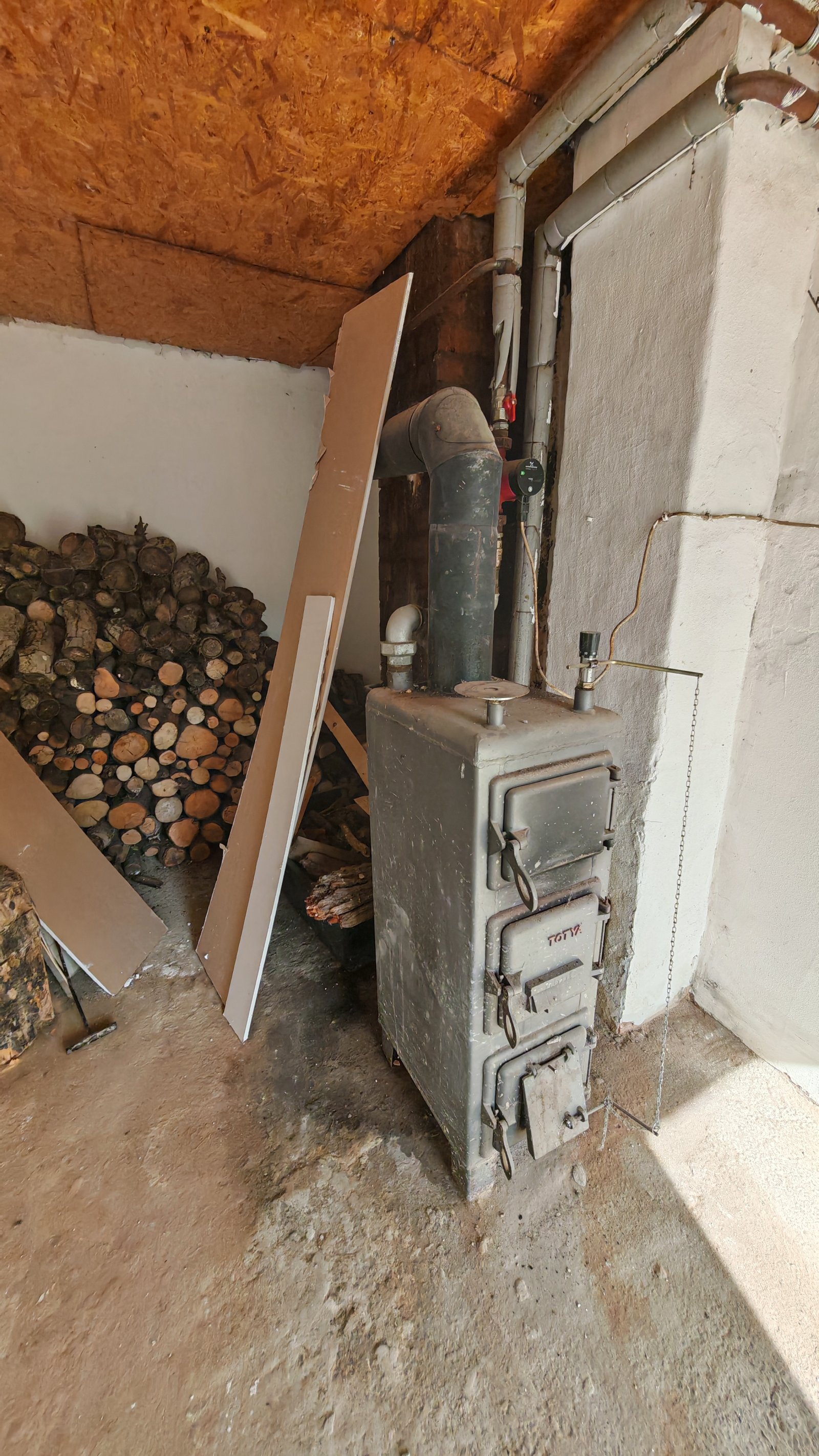 (BAA) Idyllisch landhuis voor comfortabel wonen: Eerste bewoning na renovatie met gastenkamer – Lábod, foto 14 van 20