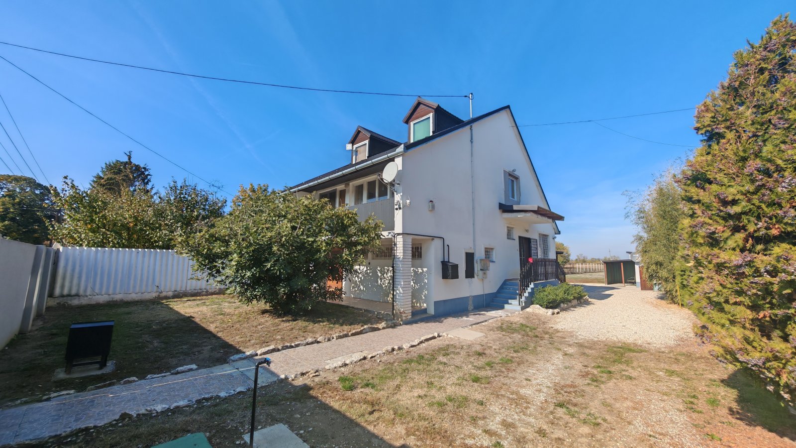 (BBA) Viel Platz für ein neues Leben in Ungarn - Landhaus mit 3.800 m² Grundstück in Türje, photo 3 of 37