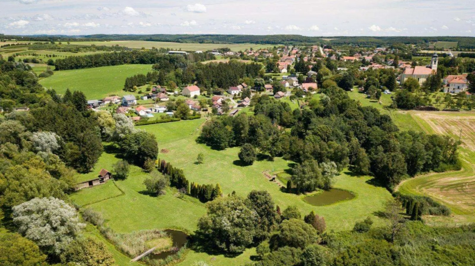 Groot perceel grond voor nieuwbouw en veeteelt op een rustige locatie. – Pötréte, foto 8 van 9