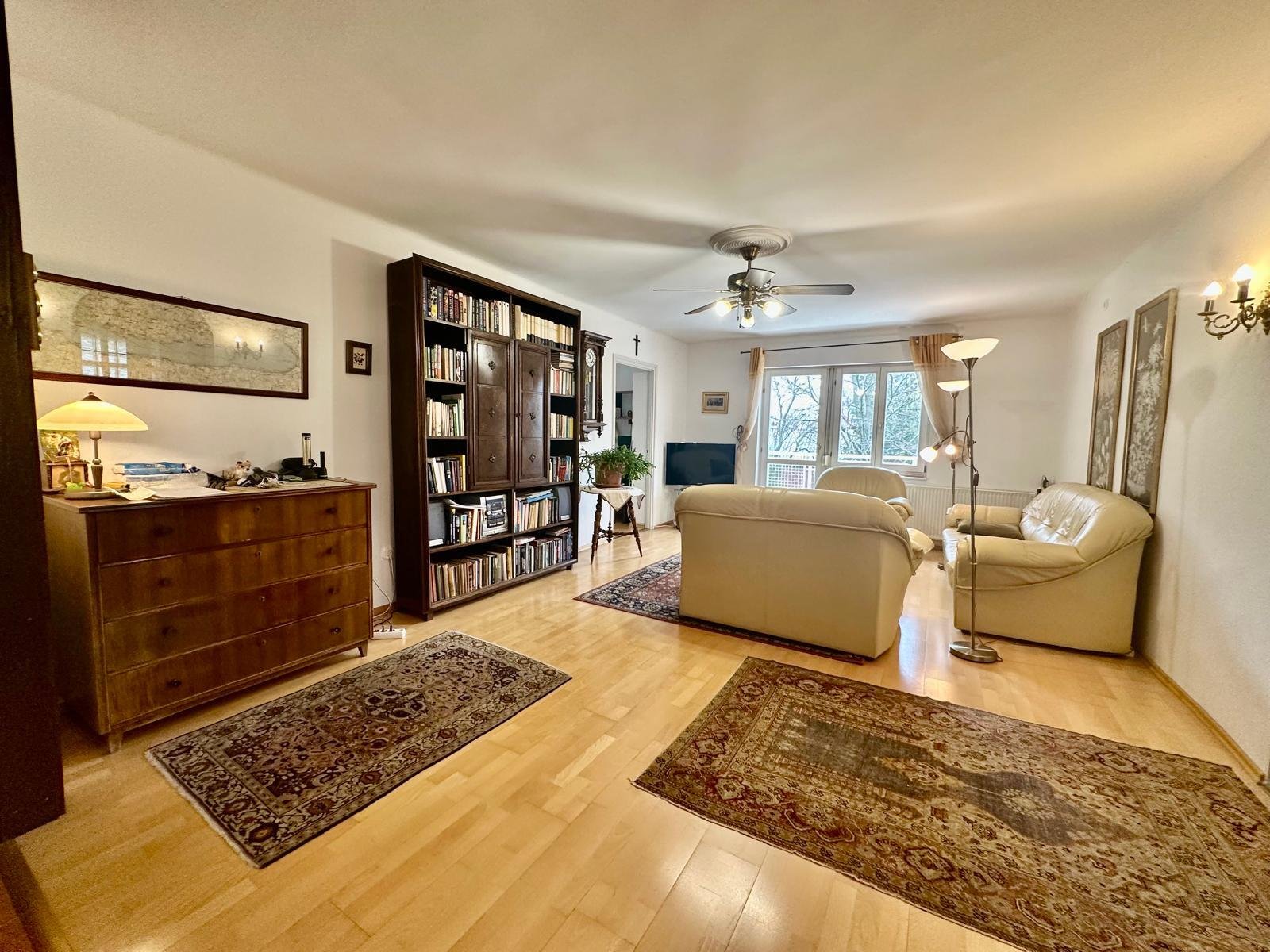 (ABA) Vrijstaande woning aan de beroemde noordelijke oever van het Balatonmeer – Révfülöp, foto 13 van 49