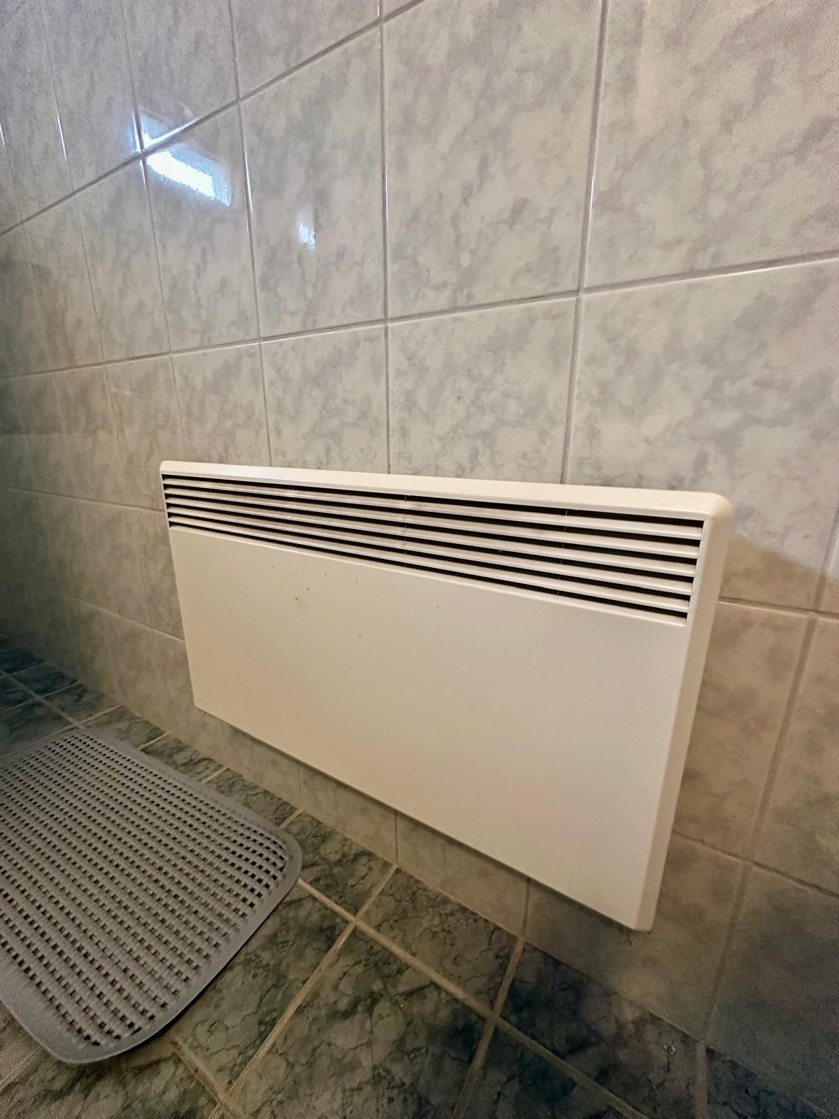 (ABA) Vrijstaande woning aan de beroemde noordelijke oever van het Balatonmeer – Révfülöp, foto 25 van 49