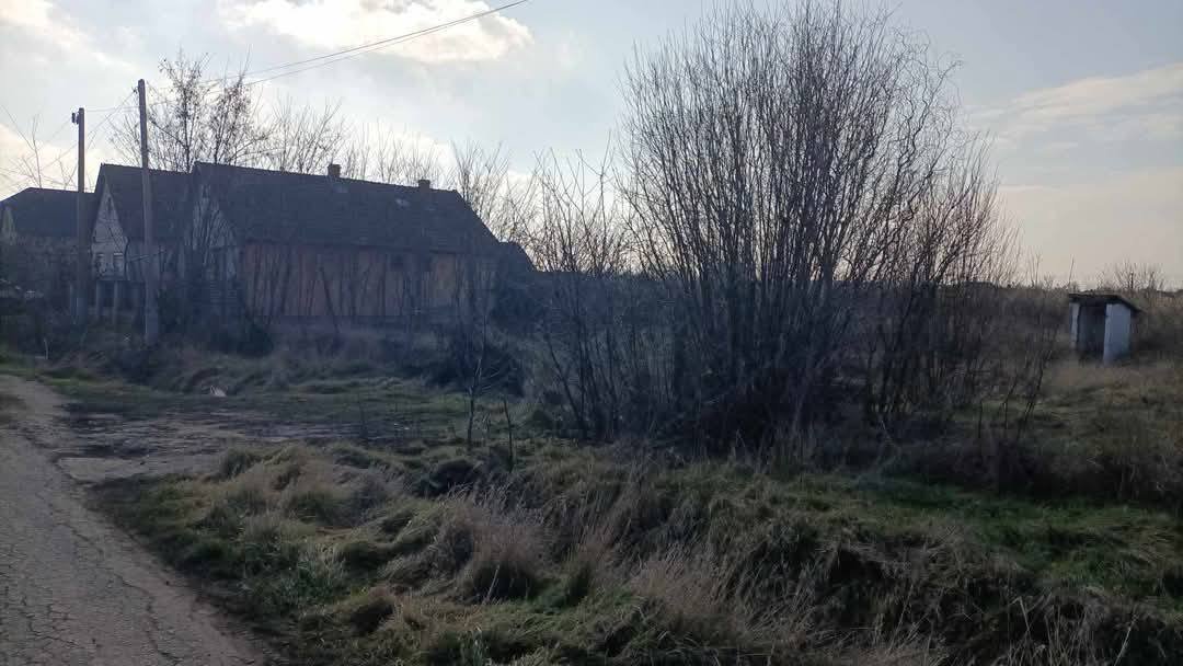 Bouwgrond aan de rand van de stad, in een rustige en zeer goed onderhouden woonwijk. – Kunmadaras, foto 5 van 8