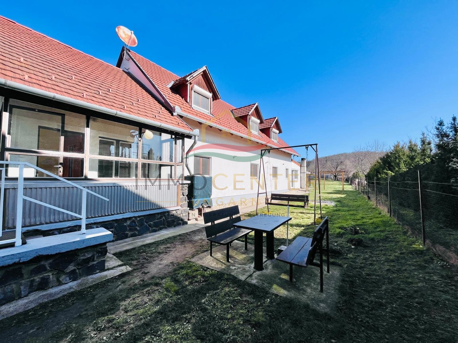 (AAA) Geräumiges Mehrgenerationenhaus in ruhiger Sackgasse – Gyenesdiás, Bild 22 von 27