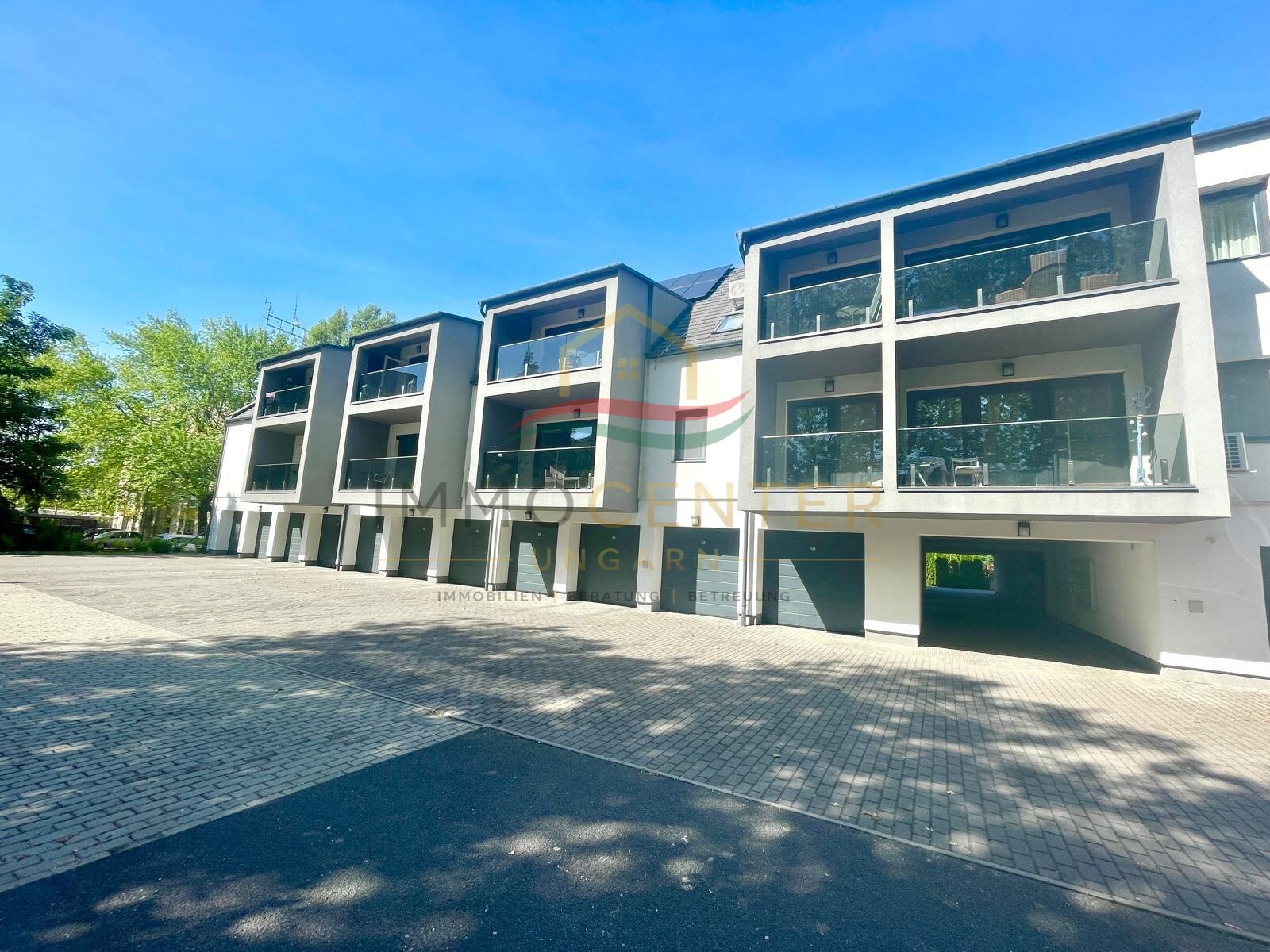 (AAB) Moderne Premium-Wohnung im Zentrum von Keszthely, Bild 1 von 26