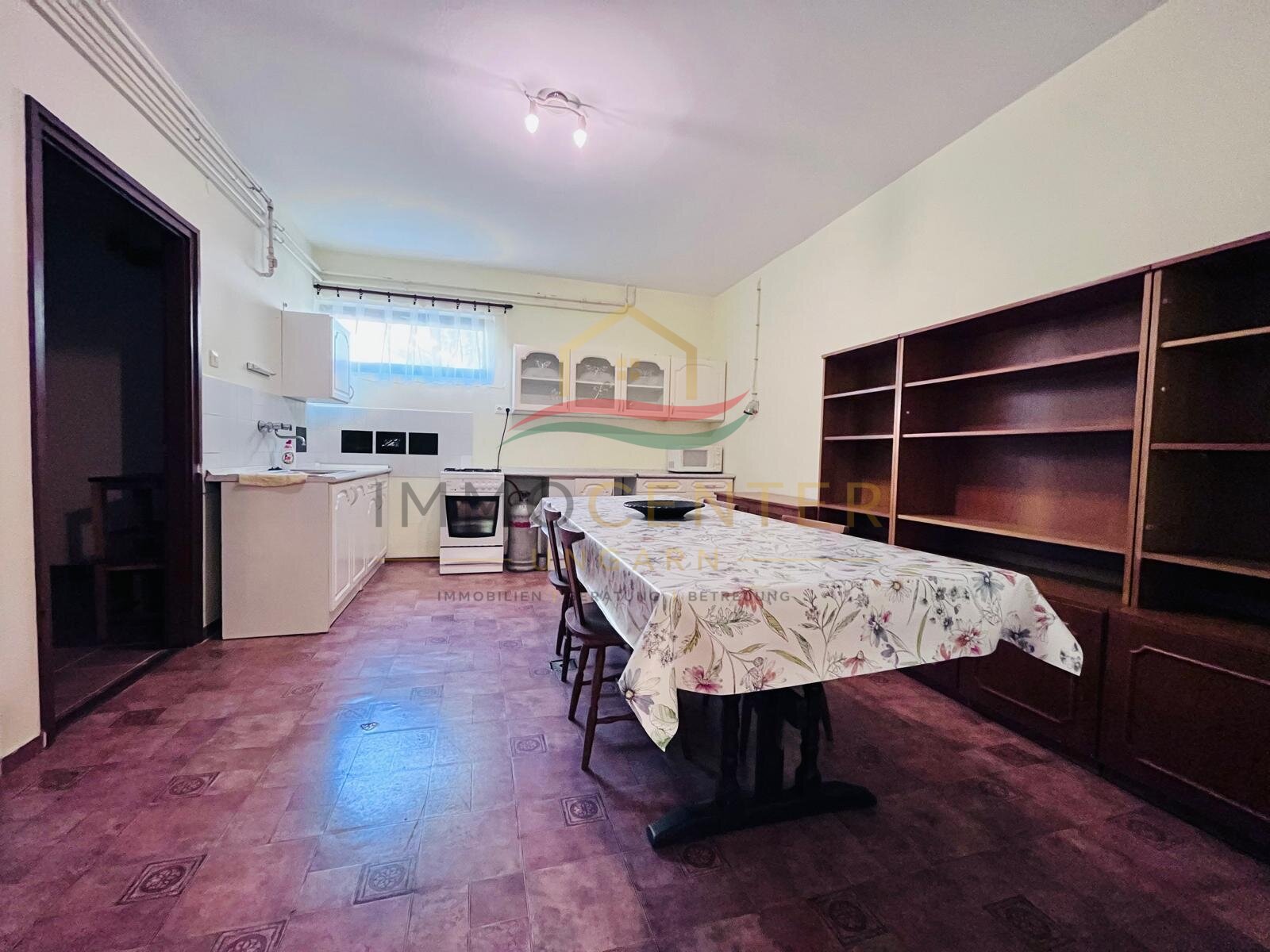 Spacious detached house with panoramic views in Cserszegtomaj, photo 11 of 40