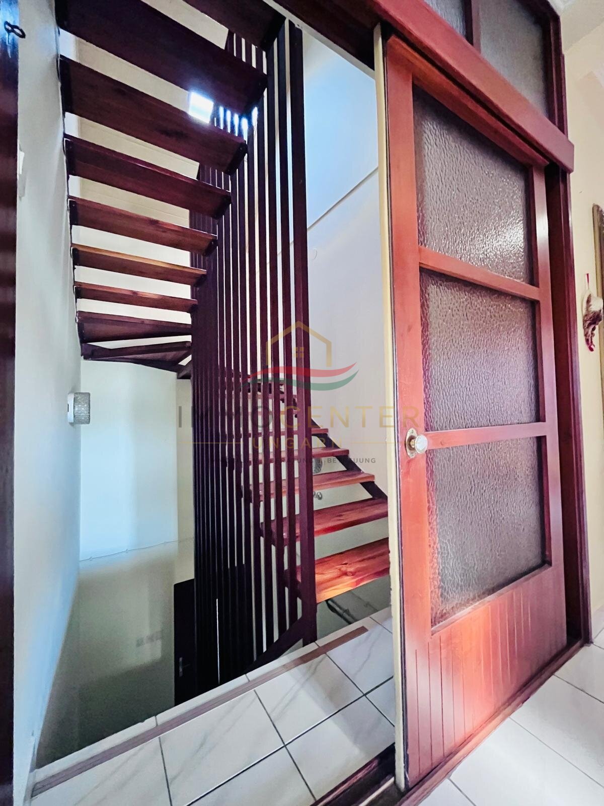 Spacious detached house with panoramic views in Cserszegtomaj, photo 14 of 40