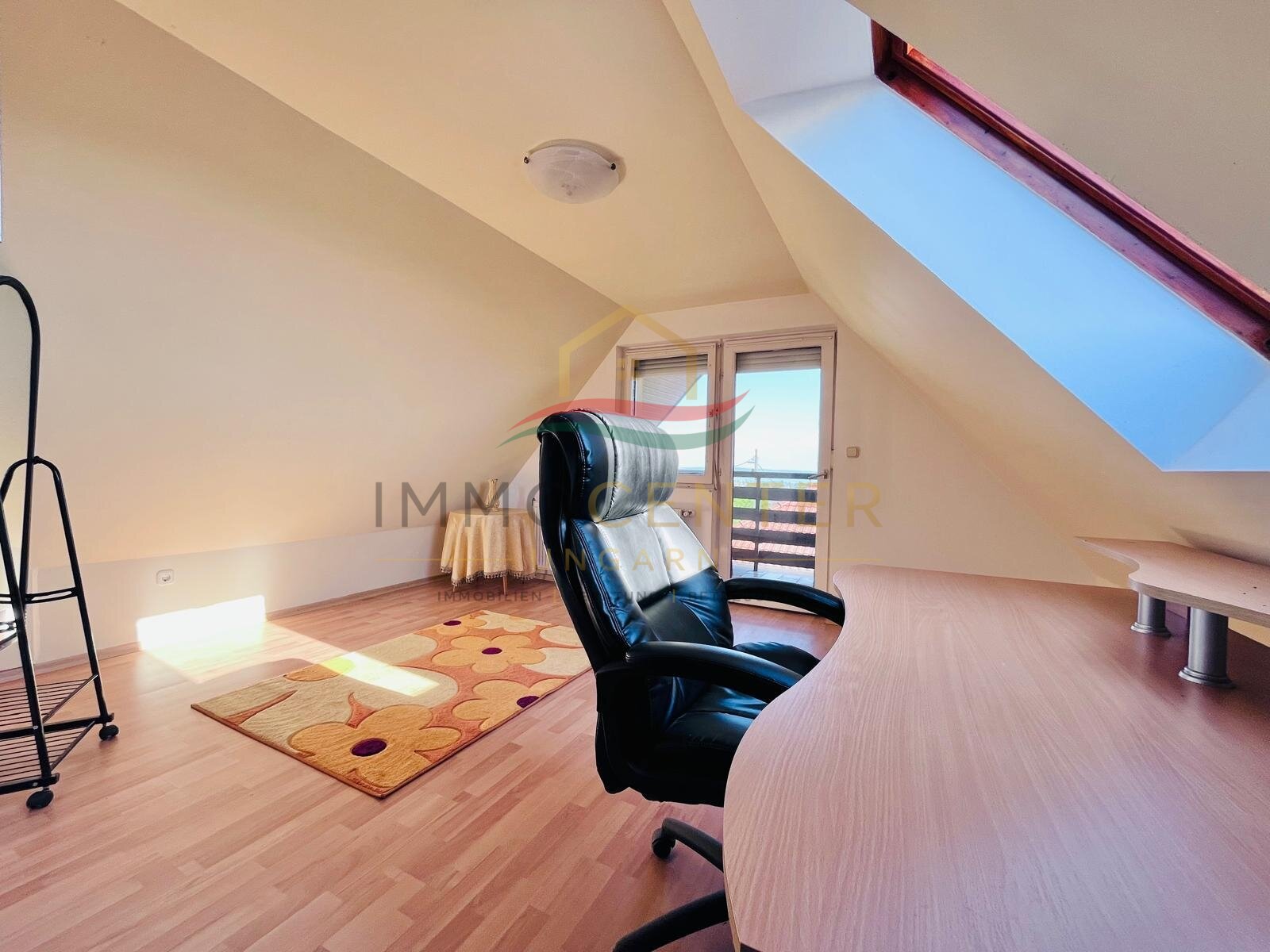 Spacious detached house with panoramic views in Cserszegtomaj, photo 17 of 40
