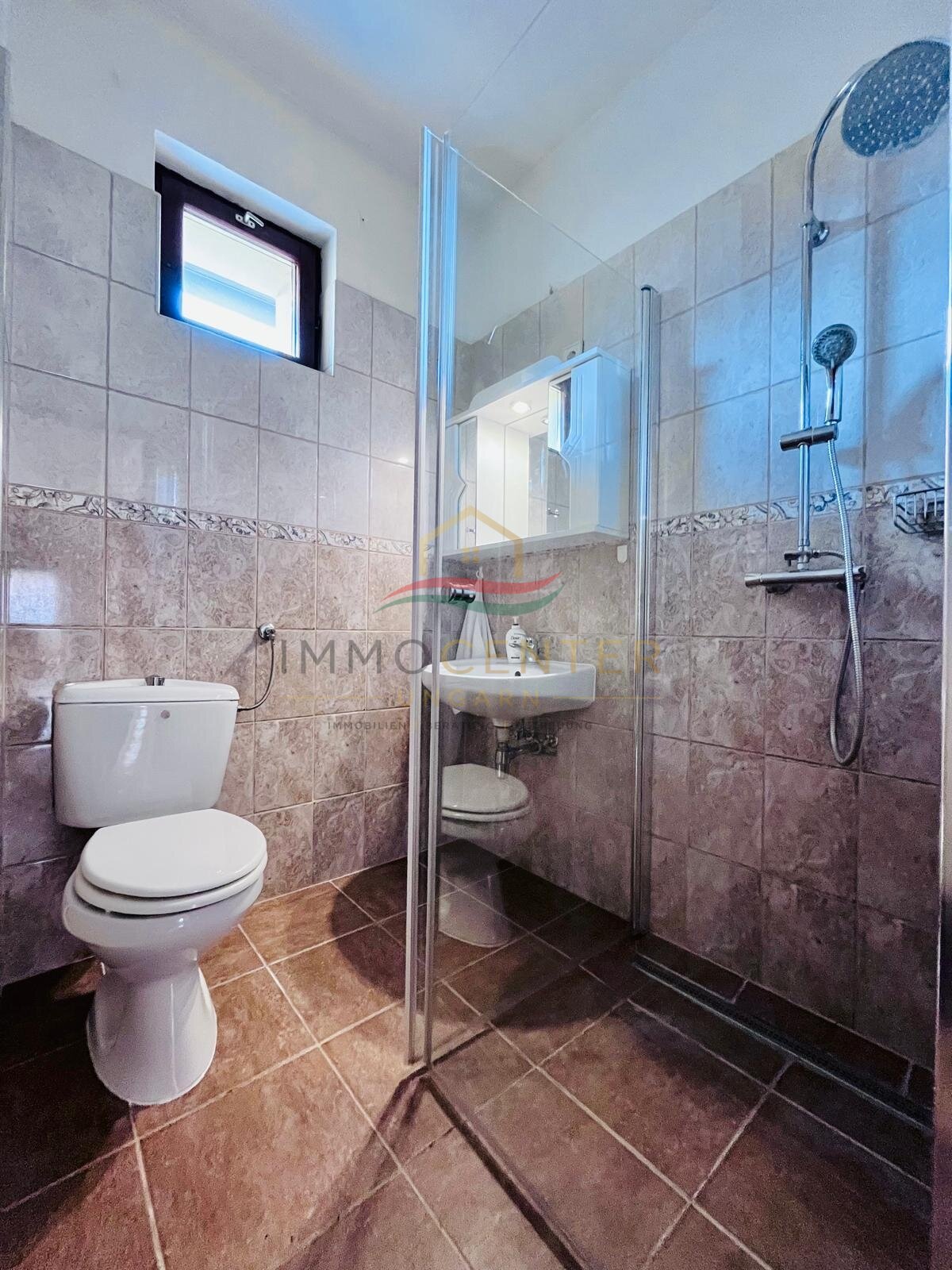 Spacious detached house with panoramic views in Cserszegtomaj, photo 19 of 40