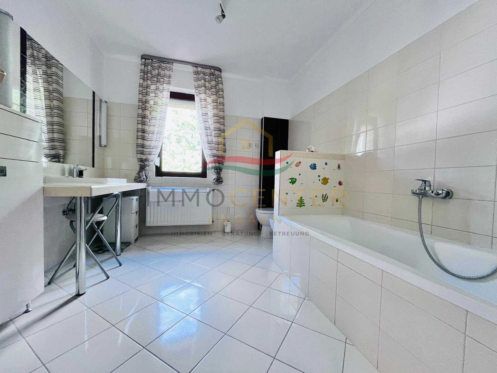 Spacious detached house with panoramic views in Cserszegtomaj, photo 23 of 40