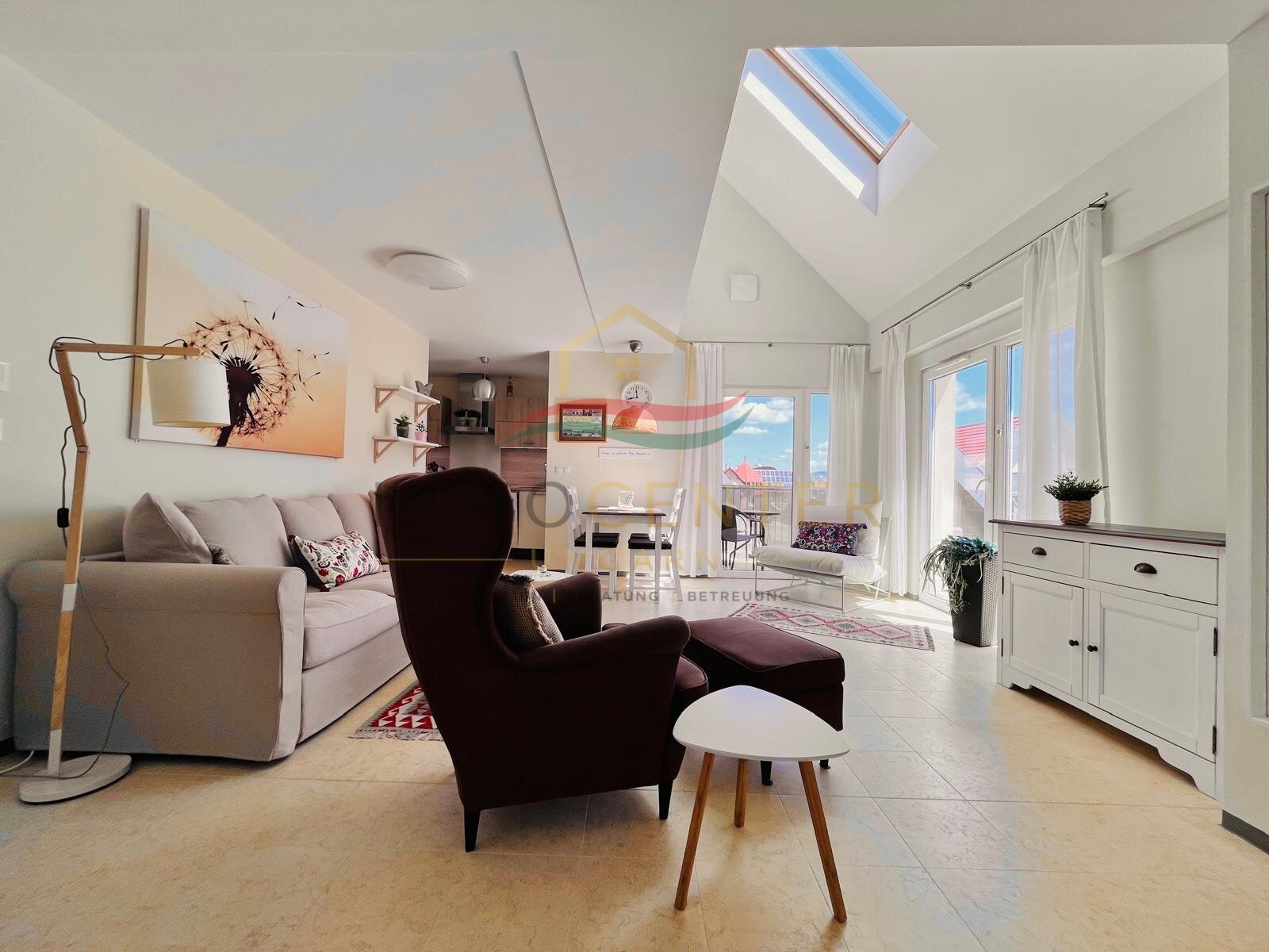 Exclusief penthouse met galerij in het hart van Hévíz, foto 2 van 28