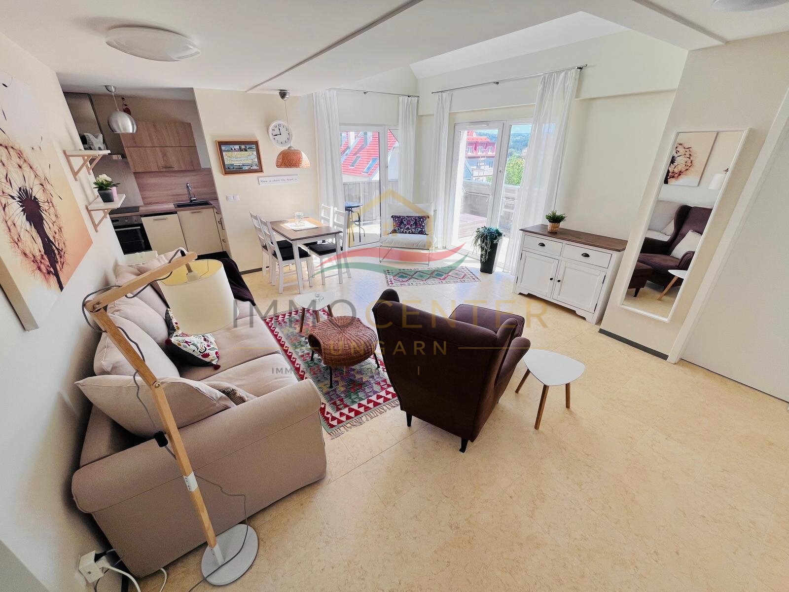 Exclusief penthouse met galerij in het hart van Hévíz, foto 3 van 28