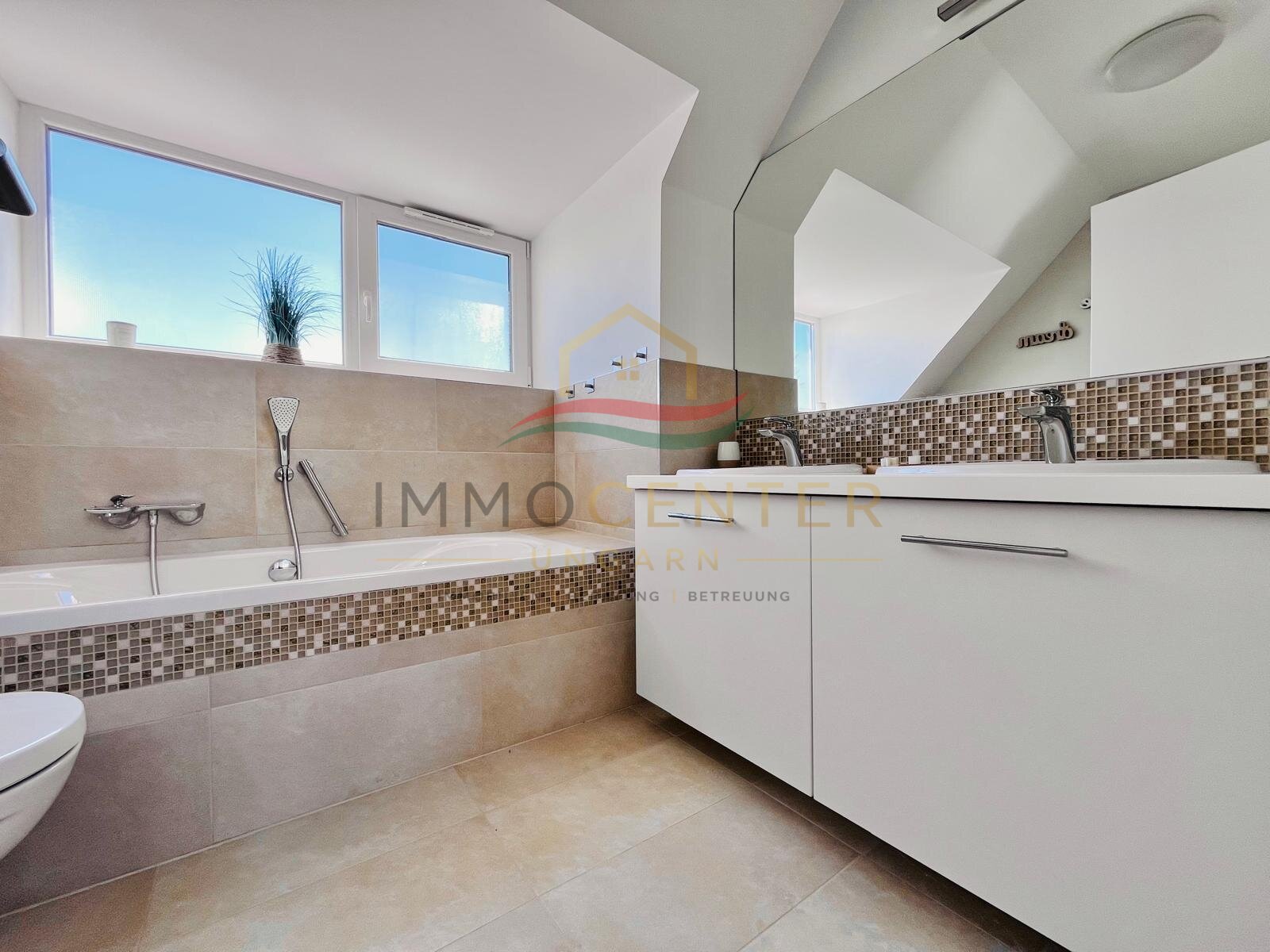 Exclusief penthouse met galerij in het hart van Hévíz, foto 18 van 28