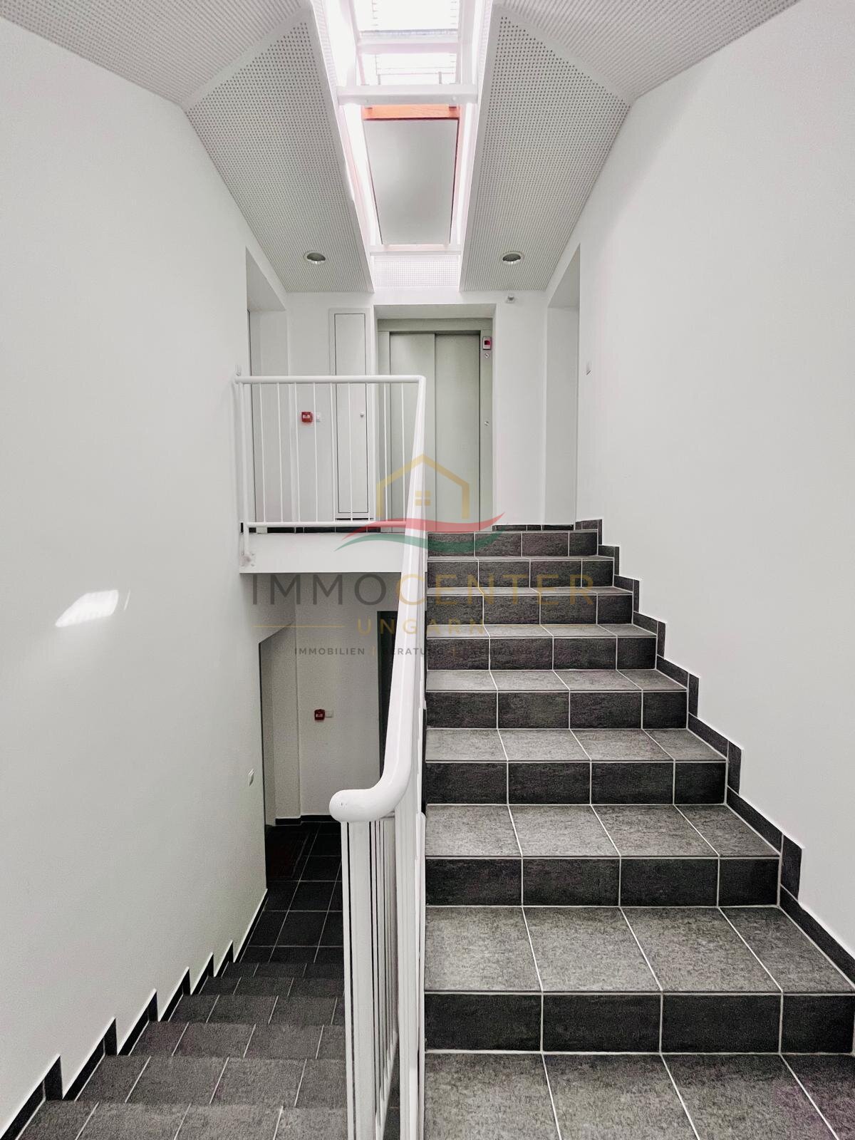 Exclusief penthouse met galerij in het hart van Hévíz, foto 21 van 28