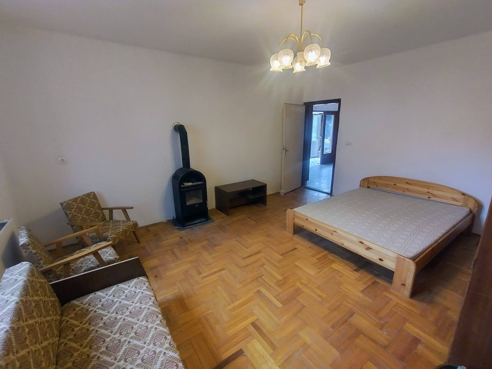 Partially renovated 3+2 room detached house in a quiet location – Kerkáskápolna, photo 7 of 17
